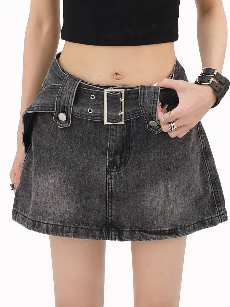 Grunge Buttoned Belt Loop Mini Skort Skirt with Buttons