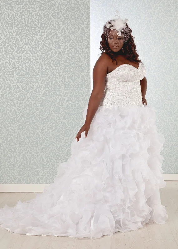 Other Real Size Bride | PLUS SIZE | Beatrice Plus Size Fitted