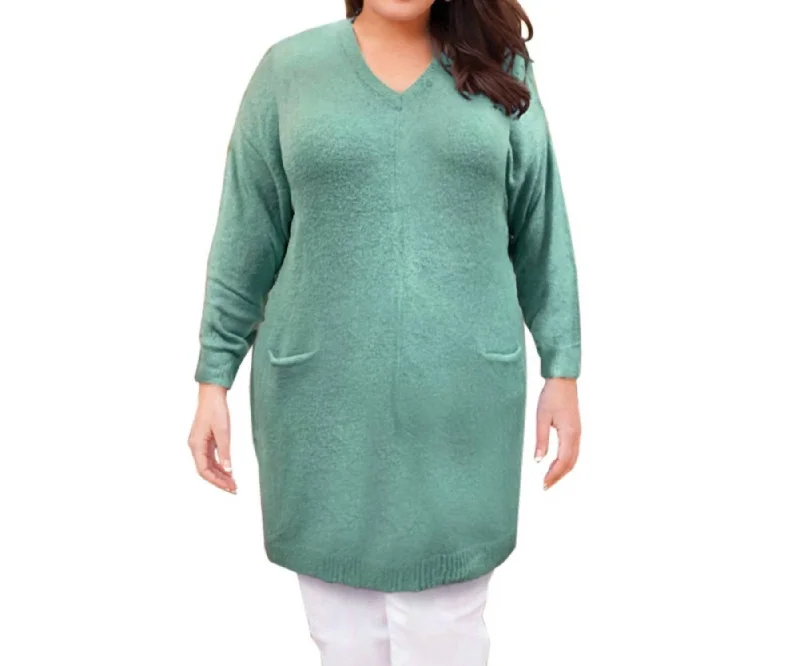 Pullover Pocket Sweater Dress - Plus Size In Emerald Green Stylish Plus Dress